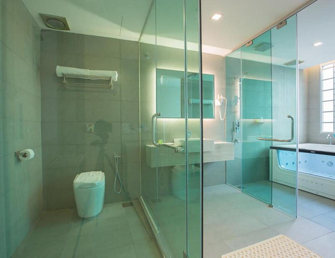 Minimalist Hotel Johor Bahru Extérieur photo