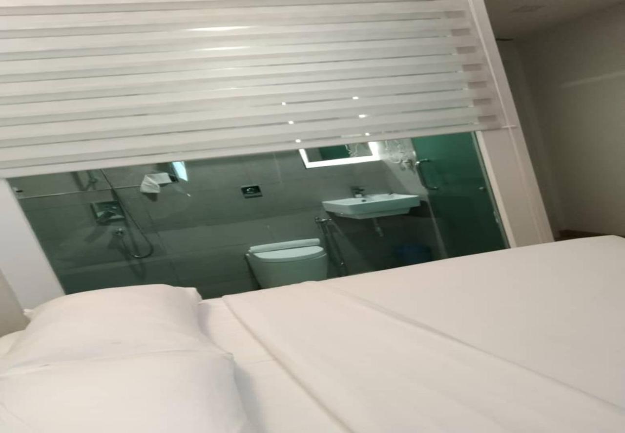 Minimalist Hotel Johor Bahru Extérieur photo